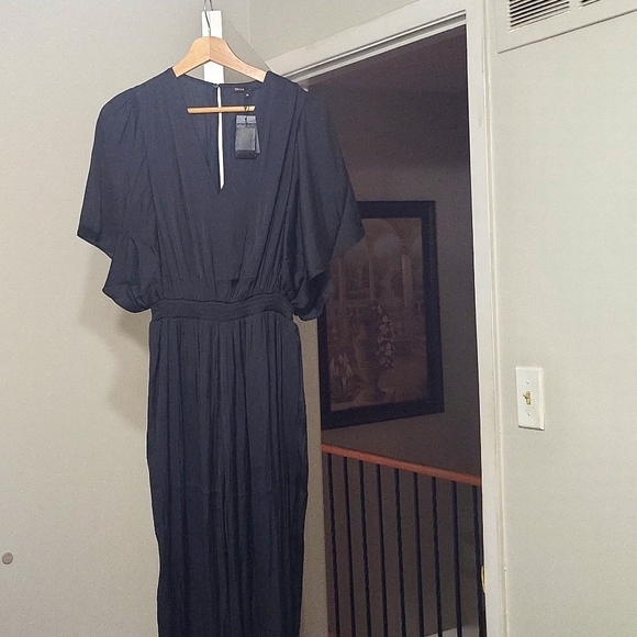 Nwt romper - Picture 1 of 9